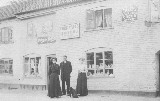 The Watts Family in Brook Street. (As a Shop).